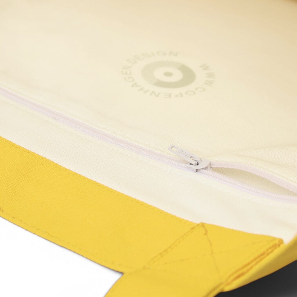 Pantone Beach Bag in Yellow 012