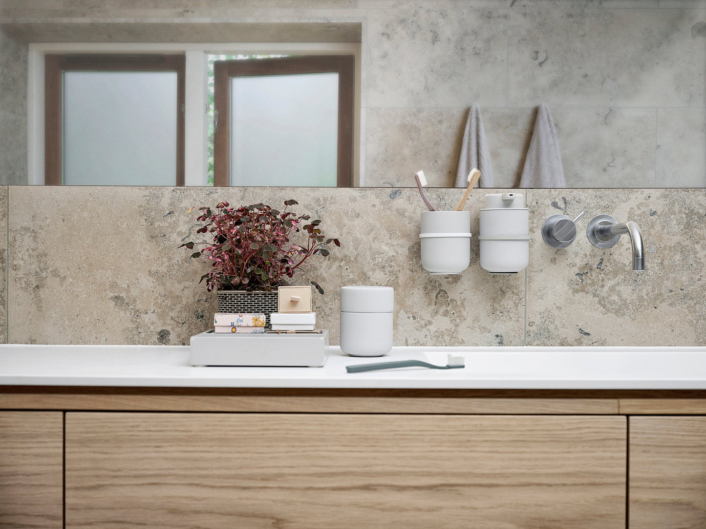 UME Jar With Lid