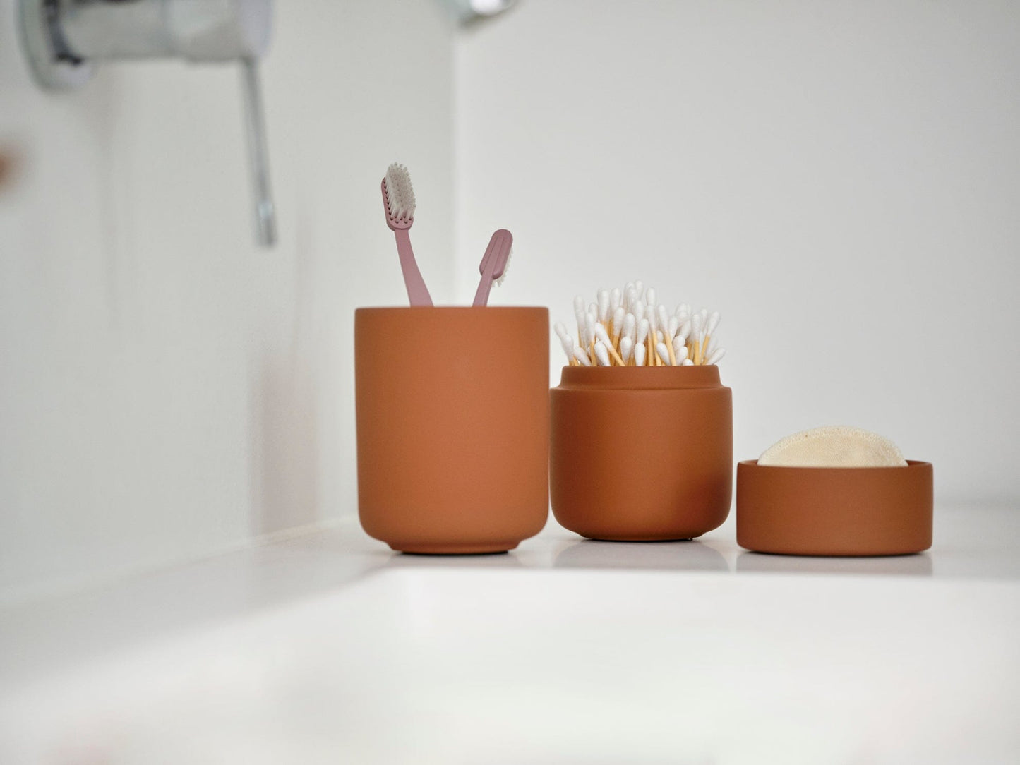 UME Toothbrush Mug