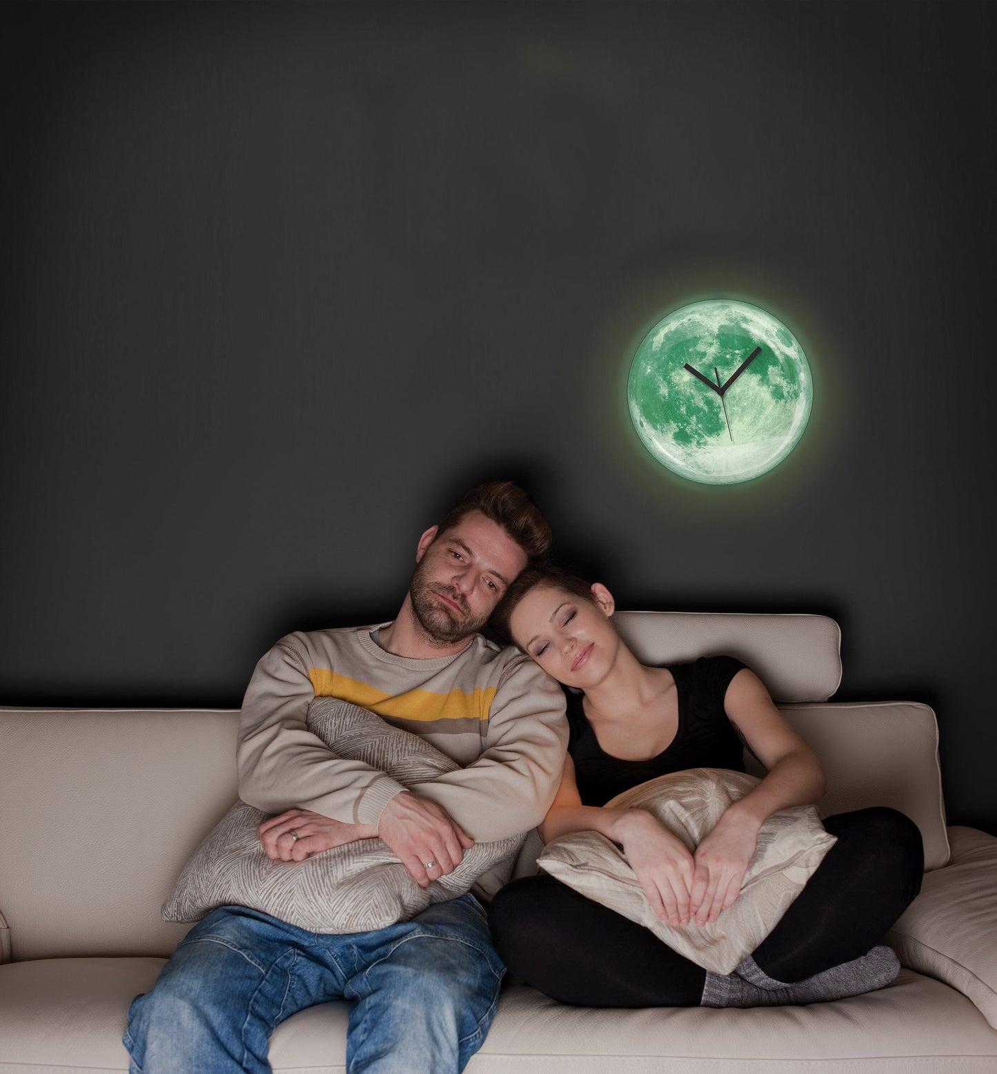 Kikkerland Glow In The Dark Moon Clock