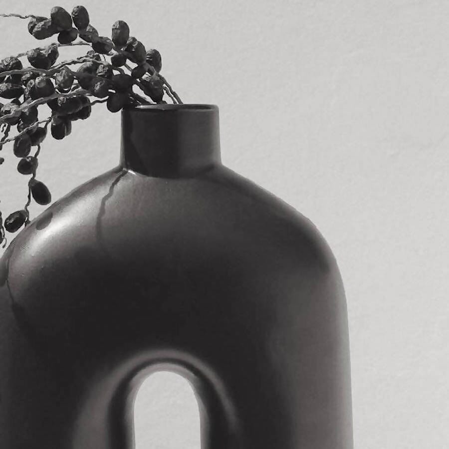 Osmos Ozo Vase