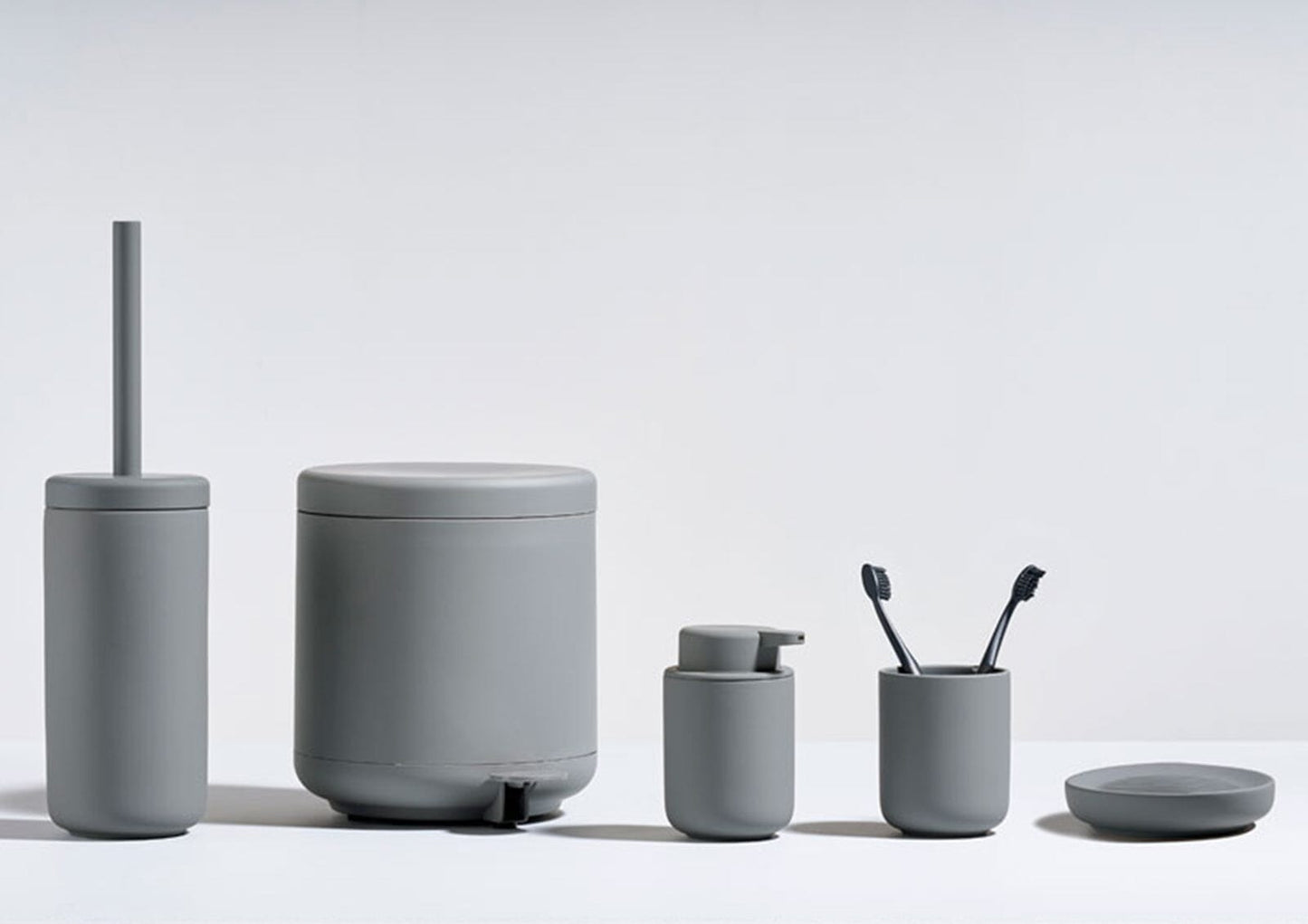 UME Toothbrush Mug