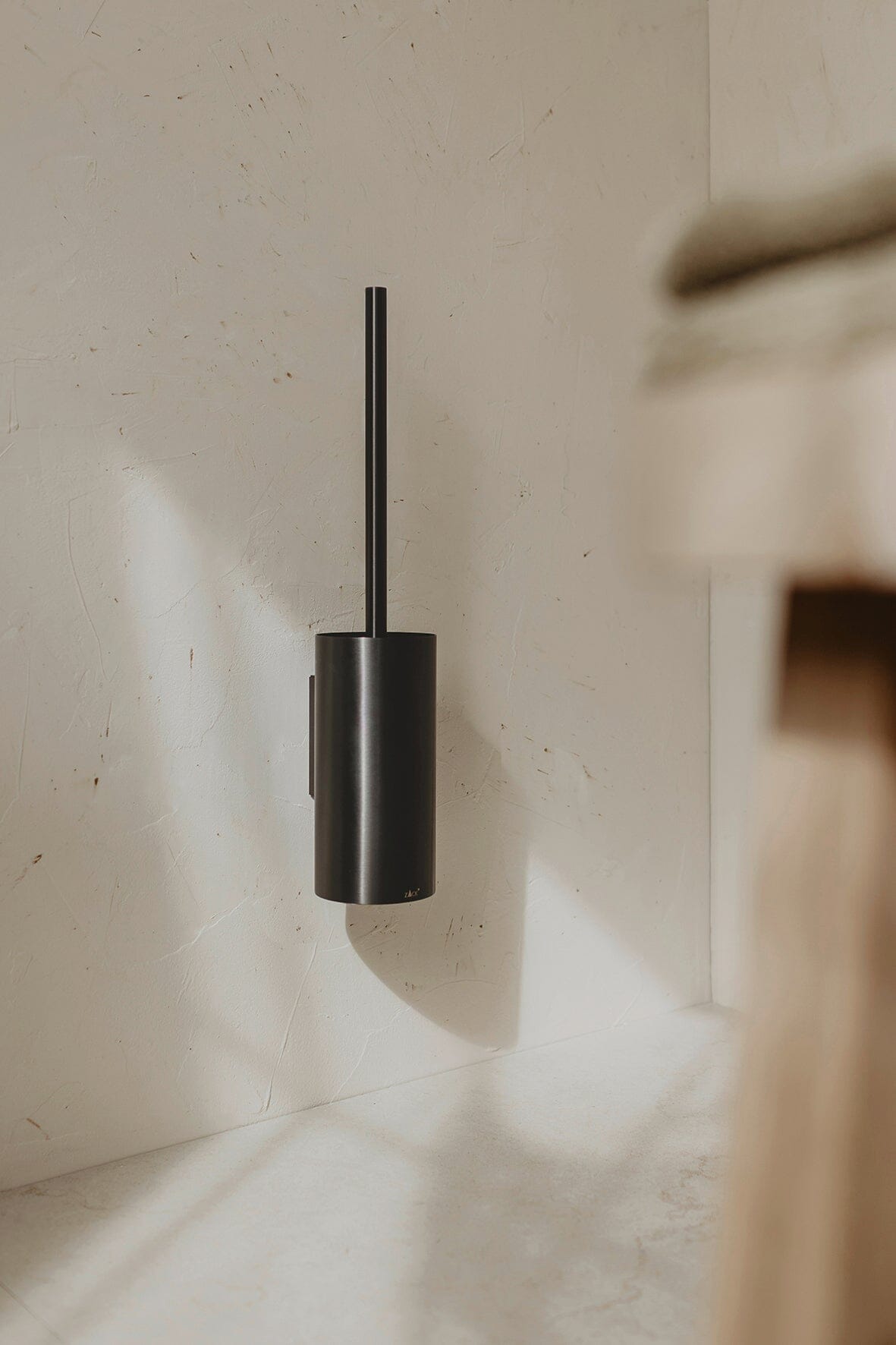Zack Linea Toilet Brush in Anti-Fingerprint Graphite Finish
