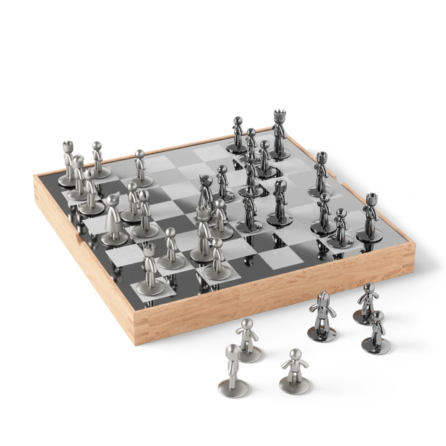 Umbra Buddy Chess Set