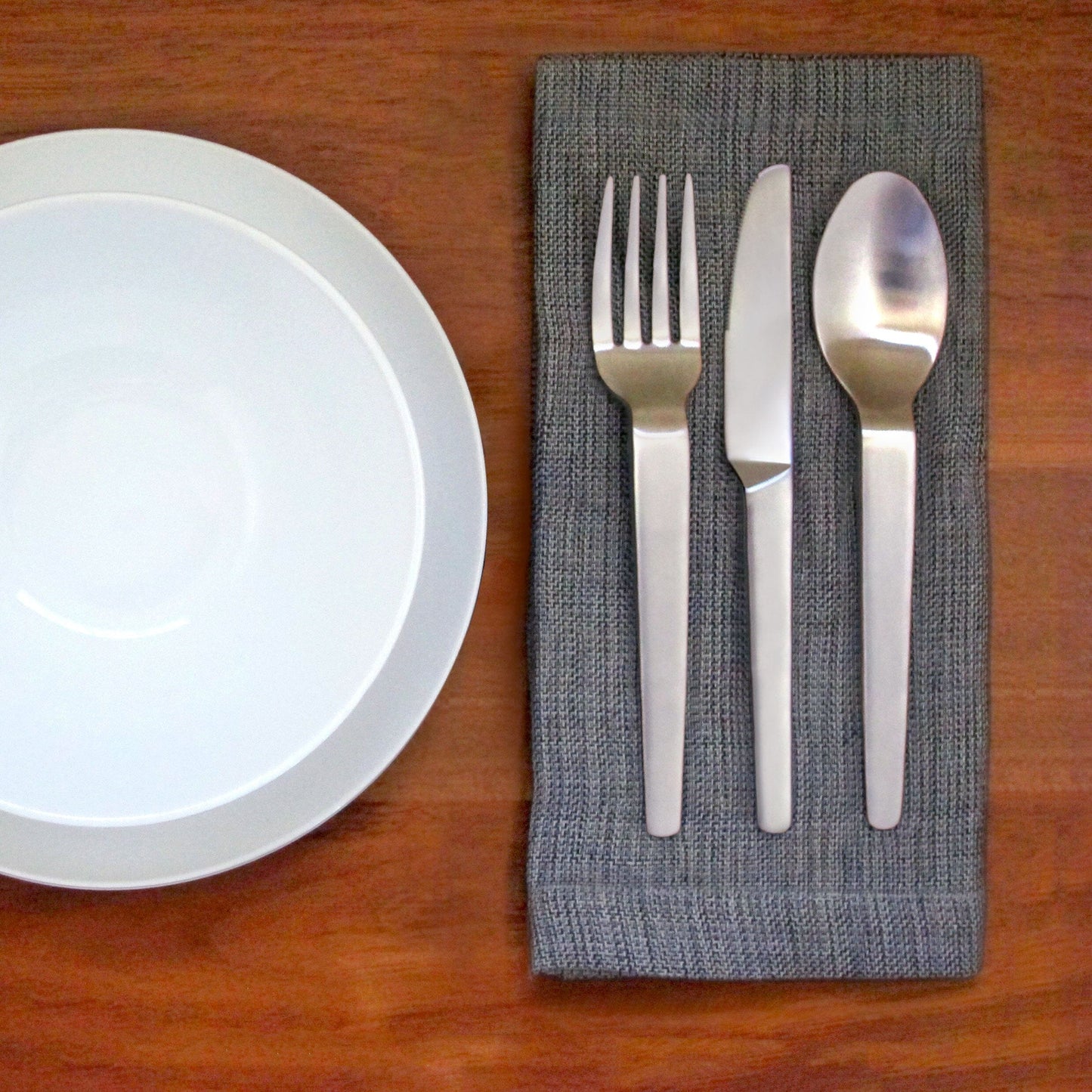 Cantilever Flatware