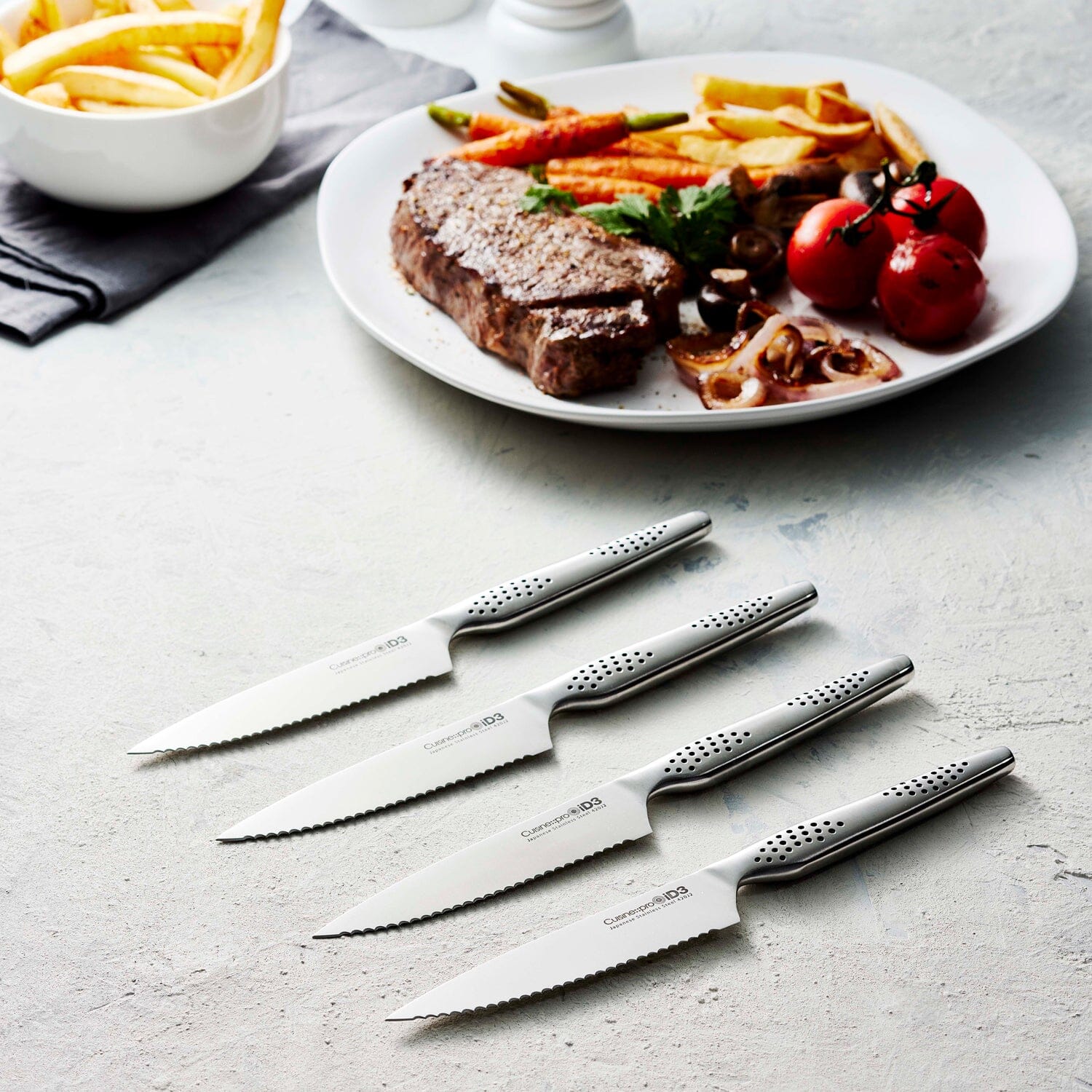 Global 4 Piece Steak Knife Set