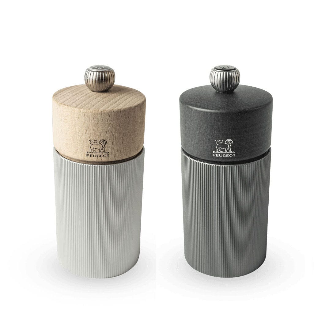 Line Salt & Pepper Mills in Aluminum & Beechwood